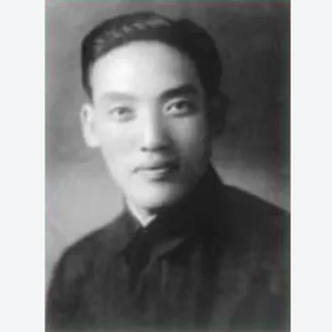 第五位.李天骥